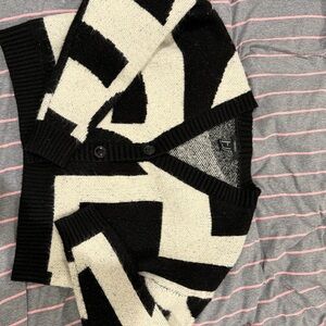 Forever 21 Black and White Geometric Cardigan